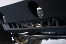 Load image into Gallery viewer, DV8 Offroad 18-23 Jeep Wrangler JL/JT Front Bumper Sway-Bar Disconnect Motor Skid Plate-Skid Plates-DV8 Offroad-810087812508-
