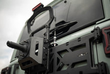 Load image into Gallery viewer, DV8 Offroad DV8 Offroad 18-25 Jeep Wrangler JL Spare Tire Carrier