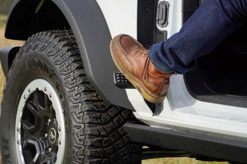 DV8 Offroad DV8 Offroad 2021+ Ford Bronco Foot Peg Pair - Black