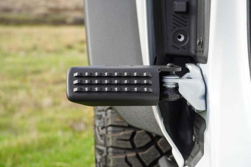 DV8 Offroad DV8 Offroad 2021+ Ford Bronco Foot Peg Pair - Black