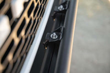 Load image into Gallery viewer, DV8 Offroad DV8 Offroad 21-24 Ford Bronco Capable Bull Bar