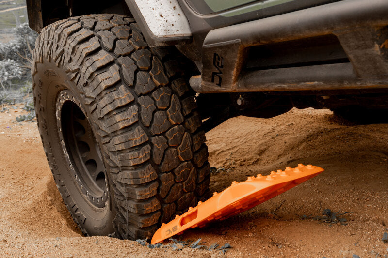 DV8 Offroad DV8 Offroad DV8 Xtract Mini Traction Board | Pair | Orange