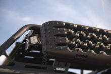 Load image into Gallery viewer, DV8 Offroad DV8 Offroad DV8 Xtract Traction Boards | Pair | Black