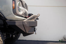 Load image into Gallery viewer, DV8 Offroad Elite Series D-Ring Shackles - Pair (Gray)-Bumper Accessories-DV8 Offroad-810087812300-
