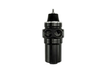 Load image into Gallery viewer, Turbosmart TS-0404-1532 Fuel Pressure Regulator