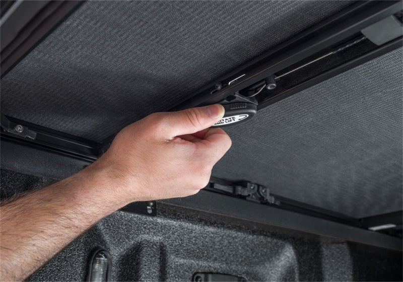 EXT90456-Extang 19-21 Chevy/GMC Silverado/Sierra 1500 (5 ft 8 in) Trifecta ALX-Bed Covers - Folding-Extang