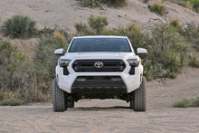 Load image into Gallery viewer, Fabtech 2024 Toyota Tacoma 4WD (w/o AVS) 1.5in Leveling Kit - Fabtech FTL5607