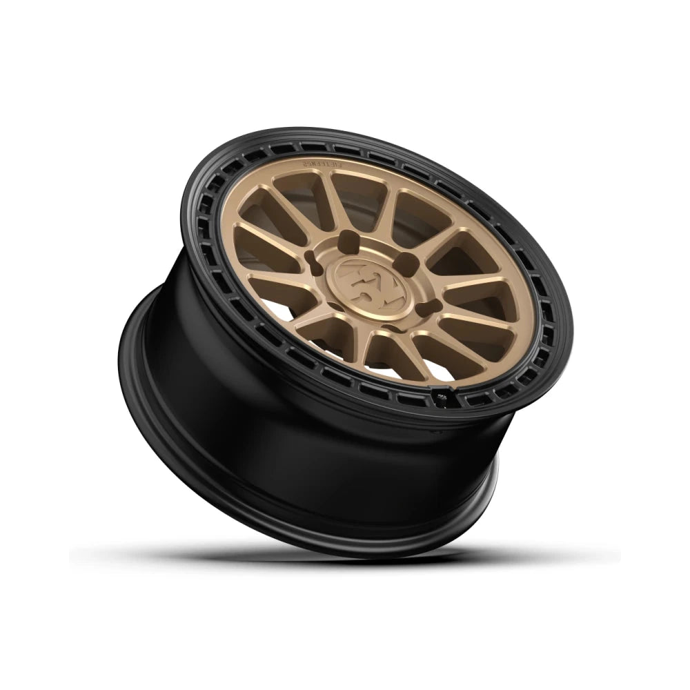 fifteen52 GMXDB-78051+20 Range MX Desert Bronze wheel detail view 2