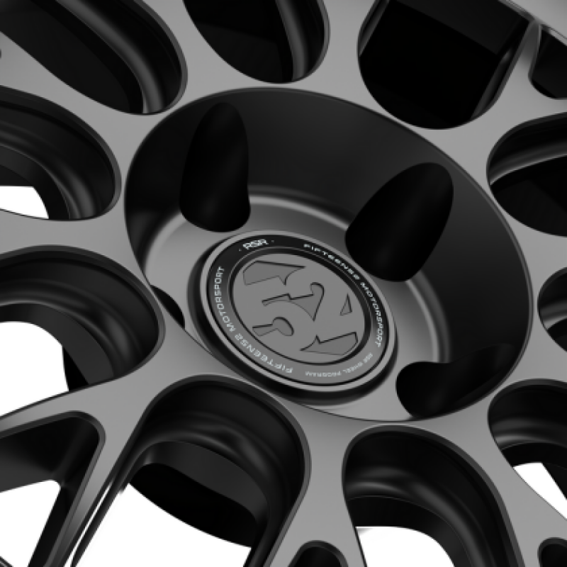 Close-up of iconic Holeshot RSR five spoke design
