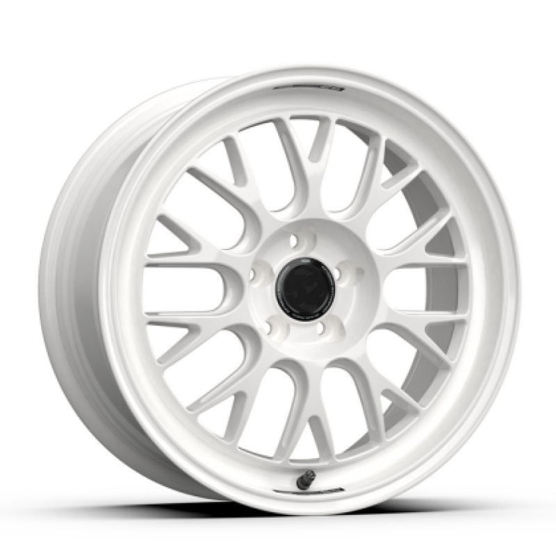 fifteen52 Holeshot RSR 18x9 wheel full view Rally White