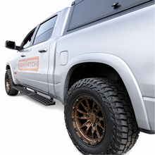 Load image into Gallery viewer, Gen-Y 20-25 GM 2500/3500 Standard Cab Running Boards - GEN-Y Hitch GH-25007