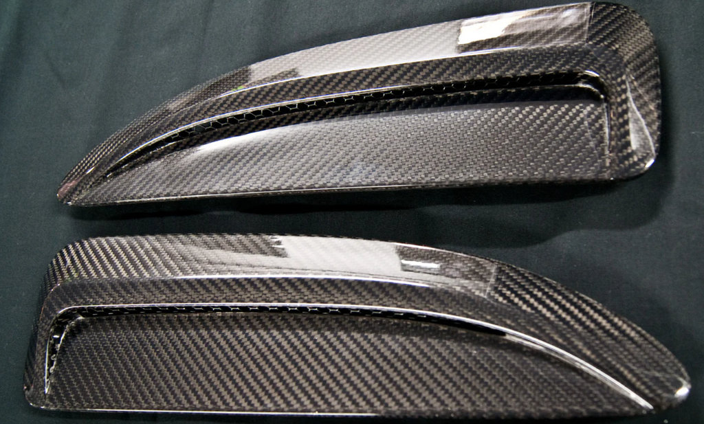 German Rush hood vents in carbon fiber angle on a 2014-2016 Jaguar F-Type, image 3