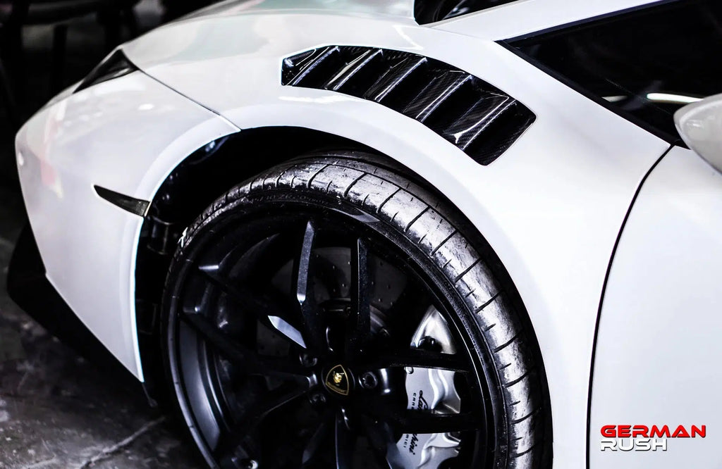German Rush front fenders in carbon fiber fitted on a 2014-2019 Lamborghini Huracan, image 4