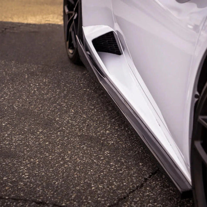 German Rush carbon package in carbon fiber fitted on a 2014-2019 Lamborghini Huracan, image 4