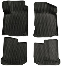 Load image into Gallery viewer, Husky Liners 98-09 Volkswagen Beetle/00-05 Jetta/Golf Classic Style Front Black Floor Liners - Husky Liners HSL89311