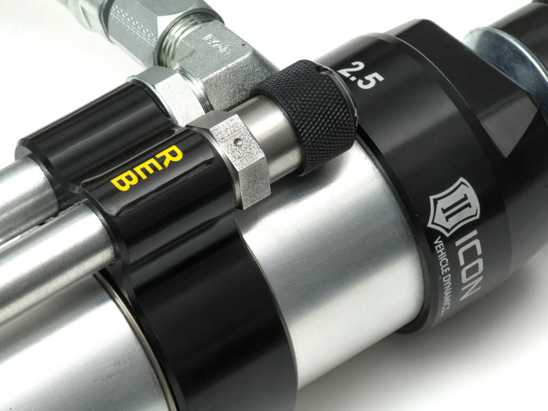 ICON 2005+ Toyota Tacoma RXT Rear 2.5 Omega Series Shocks RR - Pair ICON ICO59926P