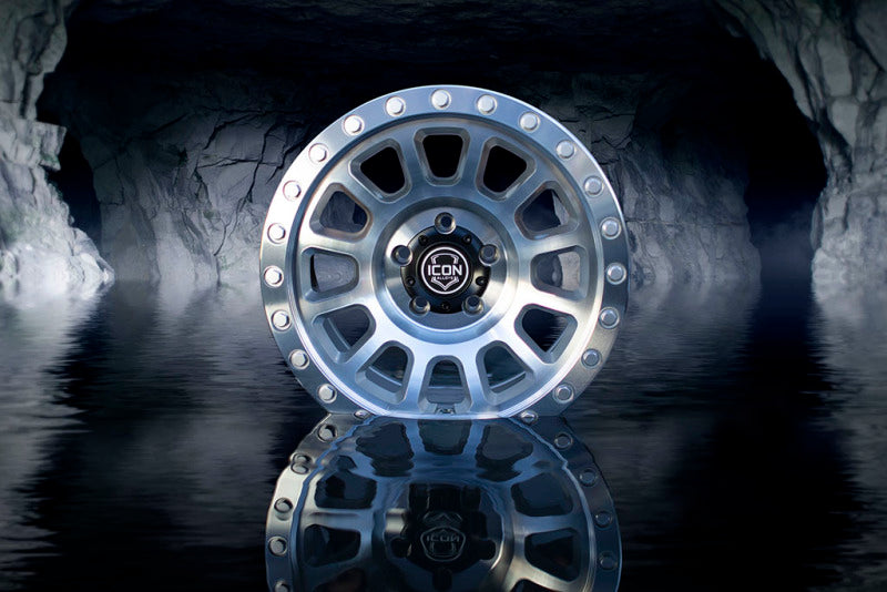 ICON Hulse 17 X 8.5 6 X 5.5 0mm Offset 4.75in BS Silver Machined ICON ICO8017858347SM