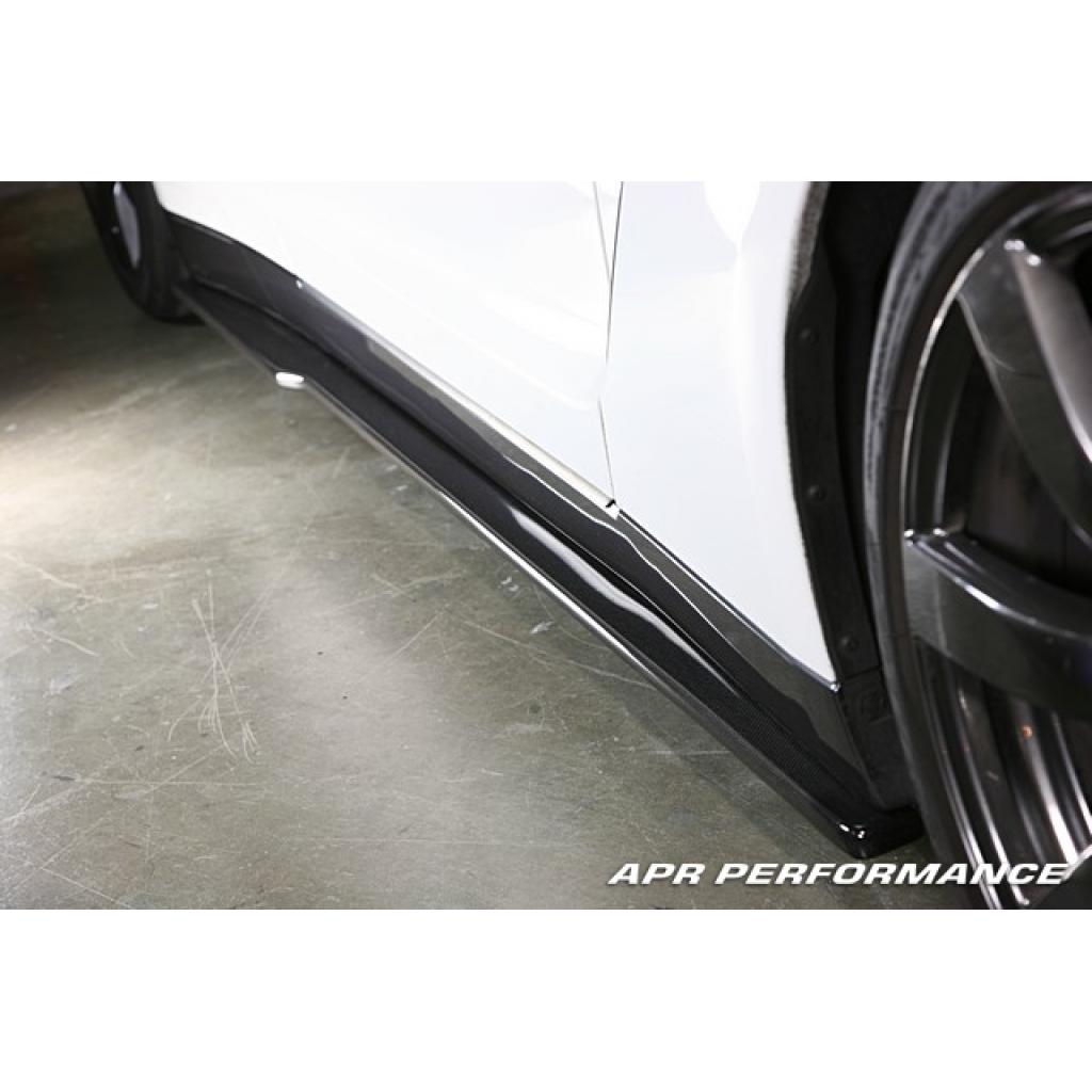 -APR Performance Nissan GTR R35 Side Rocker Extensions/ Side Skirt 2008-2016