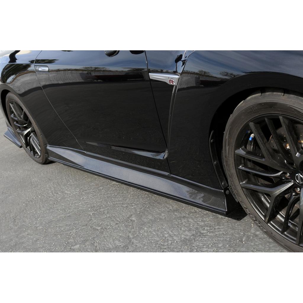 -APR Performance Nissan GTR R35 Side Rocker Extensions/ Side Skirt 2017-2022