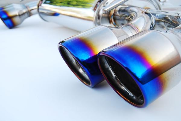 Invidia 08-11 STi Hatch / 11 WRX Hatch Dual Q300 Titanium Tip Cat-back Exhaust Invidia INVHS08STIG3T