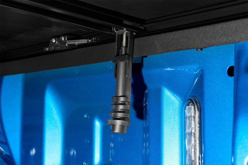 Lund 07-13 Chevy Silverado 1500 (8ft. Bed) Genesis Tri-Fold Tonneau Cover - Black - Black Ops Auto Works