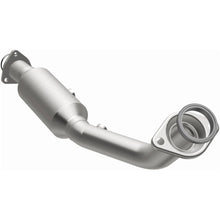 Load image into Gallery viewer, MagnaFlow Direct Fit Catalytic Converter 02-06 Honda CR-V 2.4L (49 State) - Magnaflow 23766