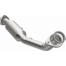 Load image into Gallery viewer, MagnaFlow Direct Fit Catalytic Converter 02-06 Honda CR-V 2.4L (49 State) - Magnaflow 23766