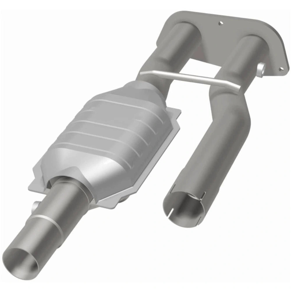 MagnaFlow Direct Fit Catalytic Converter 98 GM Truck 5.7L - Magnaflow 23179