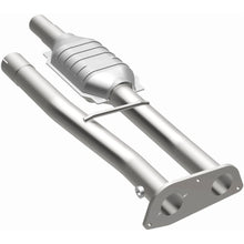 Load image into Gallery viewer, MagnaFlow Direct Fit Catalytic Converter 98 GM Truck 5.7L - Magnaflow 23179