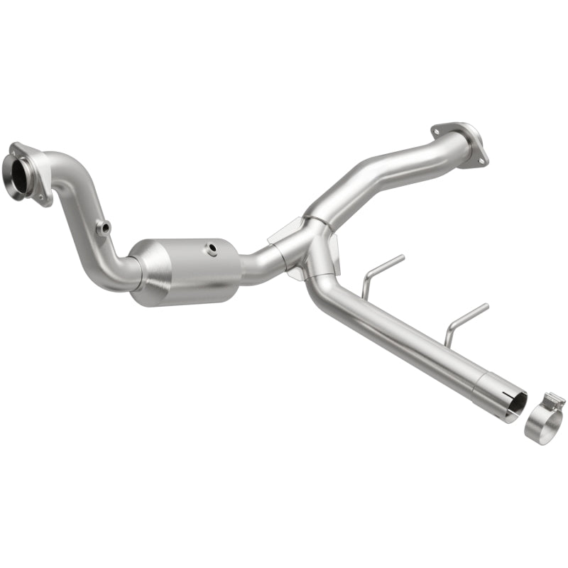 MagnaFlow Conv Direct Fit 15-17 Ford F150 V6 2.7L OEM Underbody - Magnaflow 21-471