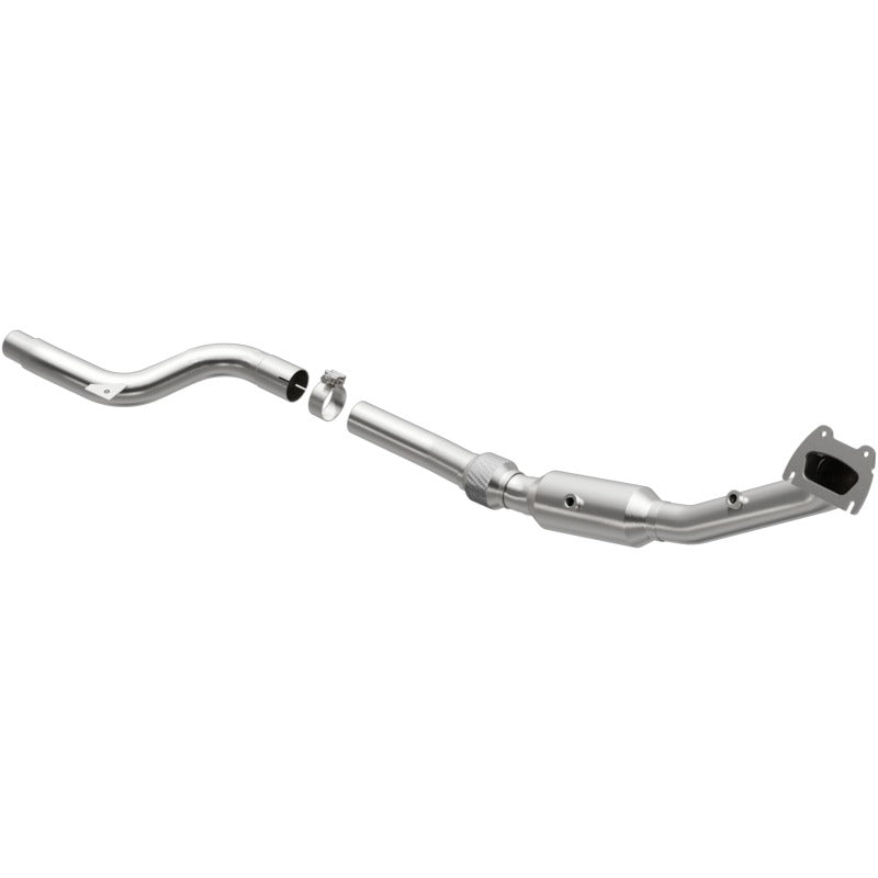 MagnaFlow Left Side Direct Fit Catalytic Converter 15-17 Chrysler 300 3.6L (4-Bolt Flange) - Magnaflow 22-139