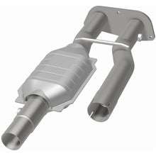 Load image into Gallery viewer, MagnaFlow Direct Fit Catalytic Converter 98 GM Truck 5.7L - Magnaflow 23179
