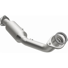Load image into Gallery viewer, MagnaFlow Direct Fit Catalytic Converter 02-06 Honda CR-V 2.4L (49 State) - Magnaflow 23766