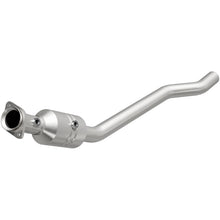 Load image into Gallery viewer, MagnaFlow Direct Fit Catalytic Converter 2011 Grand Cherokee 5.7L DS - Magnaflow 49739