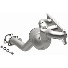 Load image into Gallery viewer, MagnaFlow Direct Fit Catalytic Converter BMW 3 06-09 Front OEM - Magnaflow 49762