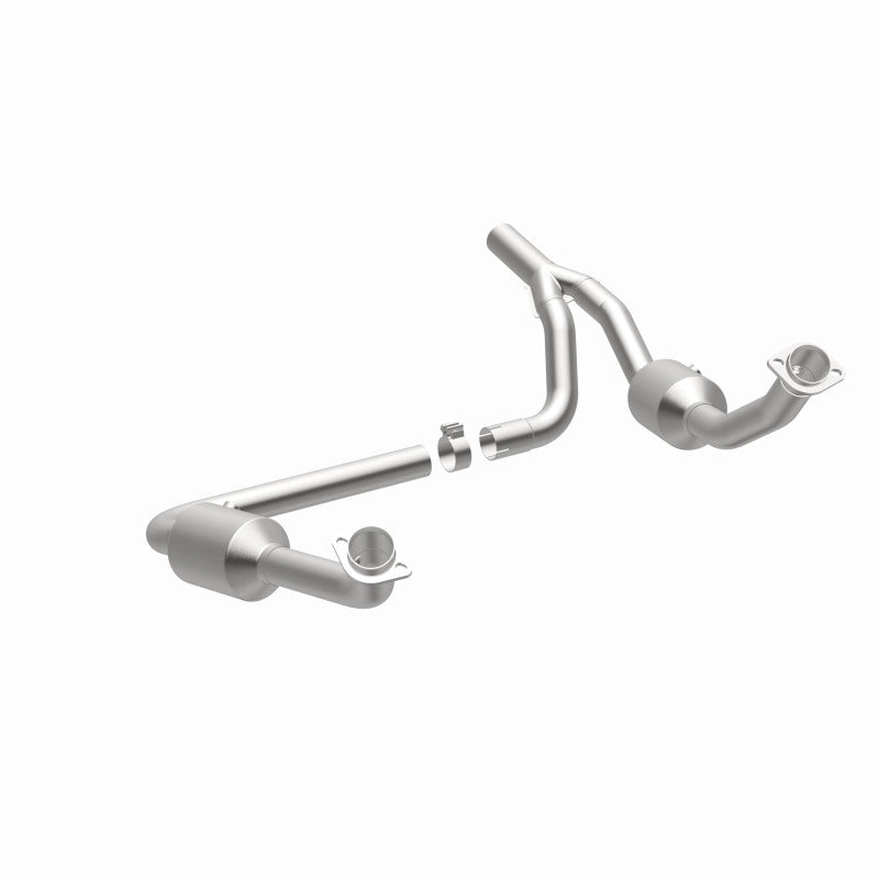 MagnaFlow 10-11 Jeep Wrangler 3.8L Direct Fit CARB Compliant Catalytic Converter - Magnaflow 5551458