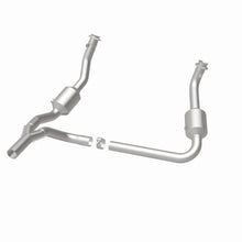Load image into Gallery viewer, MagnaFlow 10-11 Jeep Wrangler 3.8L Direct Fit CARB Compliant Catalytic Converter - Magnaflow 5551458