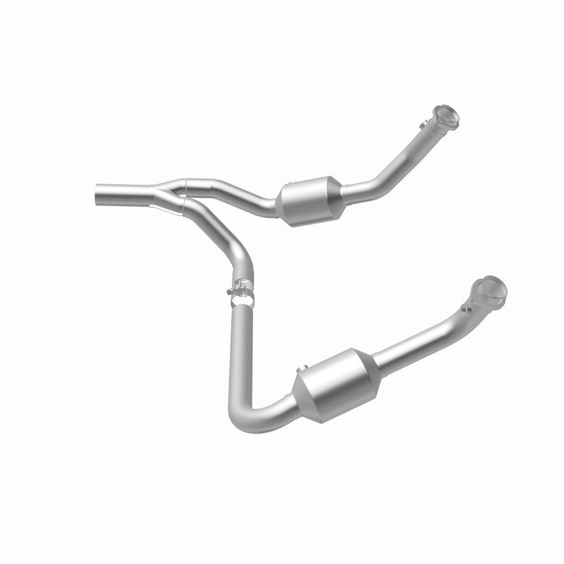 MagnaFlow 10-11 Jeep Wrangler 3.8L Direct Fit CARB Compliant Catalytic Converter - Magnaflow 5551458