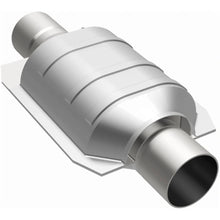 Load image into Gallery viewer, MagnaFlow Universal Catalytic Converter 2.25 W/Single O2 Boss - Magnaflow 91035