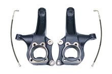 Load image into Gallery viewer, MaxTrac 15-16 Chevrolet Colorado 2WD 4in Front Lift Spindles w/Extended DOT Compliant Brake Lines - Black Ops Auto Works