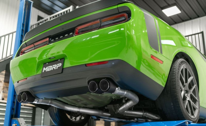 MBRP 15-Up Challenger 5.7 / 17-Up 6.2L/6.4L 3in Race Series Cat-Back w/ Quad Tips T304 Exhaust - MBRP PS71143CF