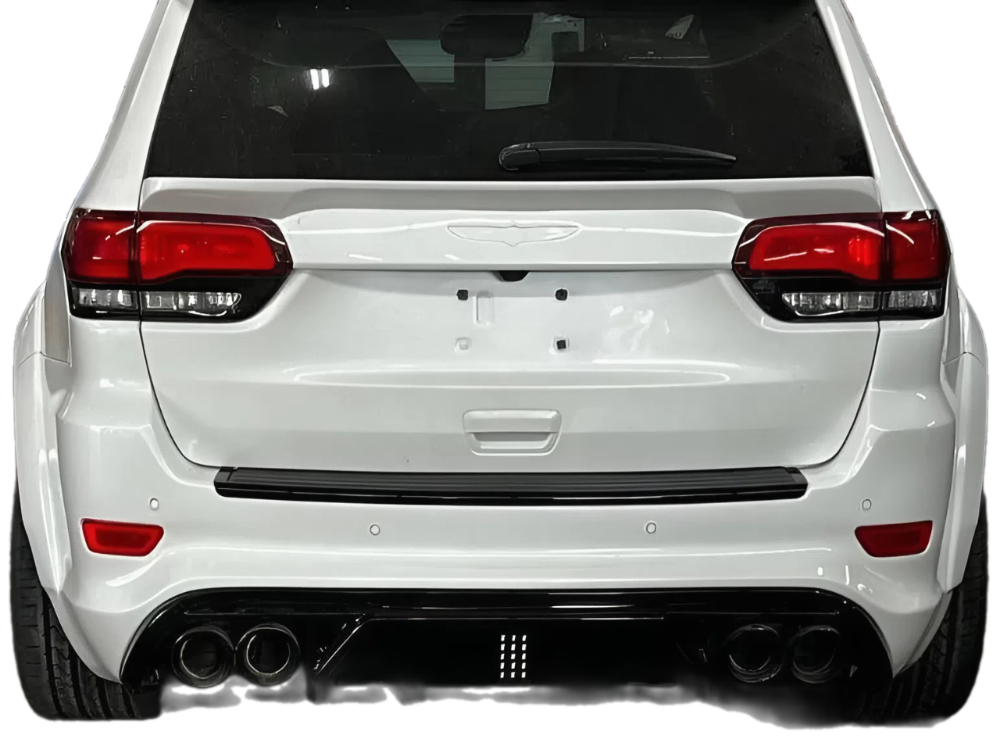 Side profile showing middle spoiler alignment with roof spoiler