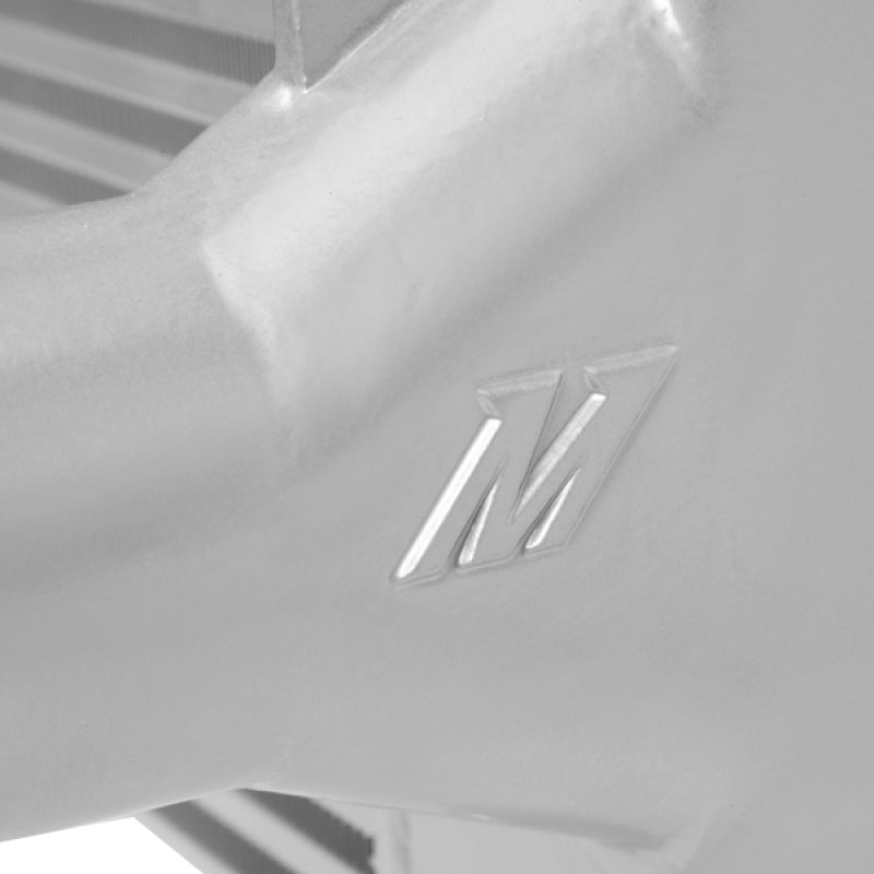 Mishimoto Mishimoto 01-05 Chevrolet 6.6L Duramax Intercooler (Silver)