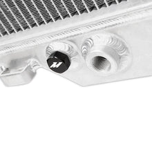 Load image into Gallery viewer, Mishimoto Mishimoto 03-07 Ford F250 w/ 6.0L Powerstroke Engine Aluminum Radiator