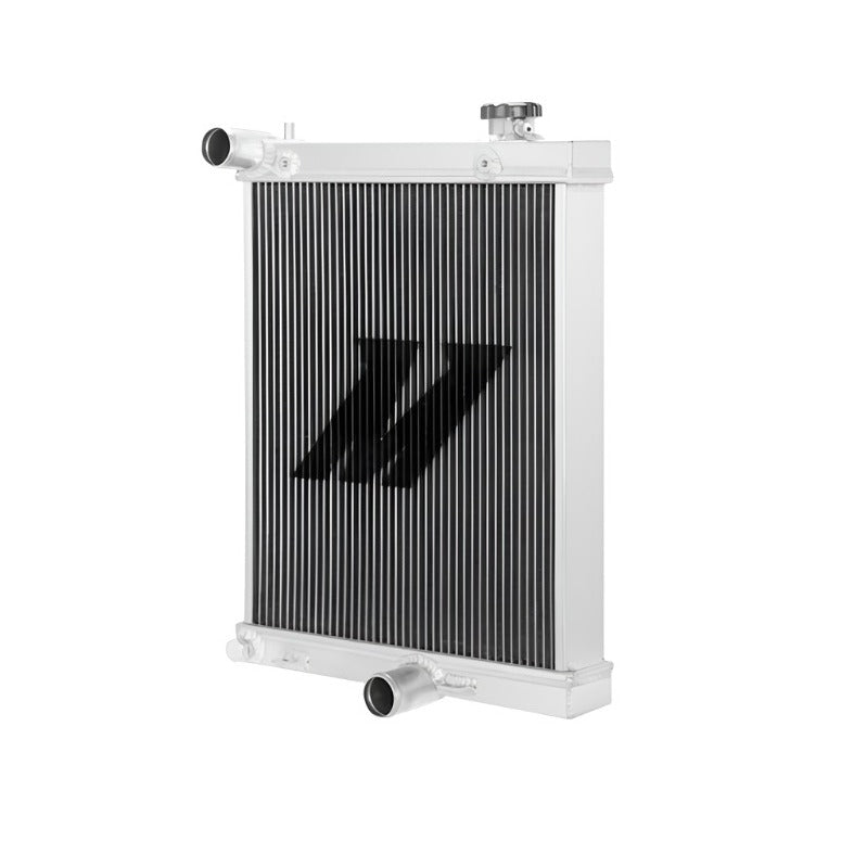 Mishimoto Mishimoto 03-07 Mitsubishi Lancer Evo 7/8/9 Half-Size Performance Aluminum Radiator