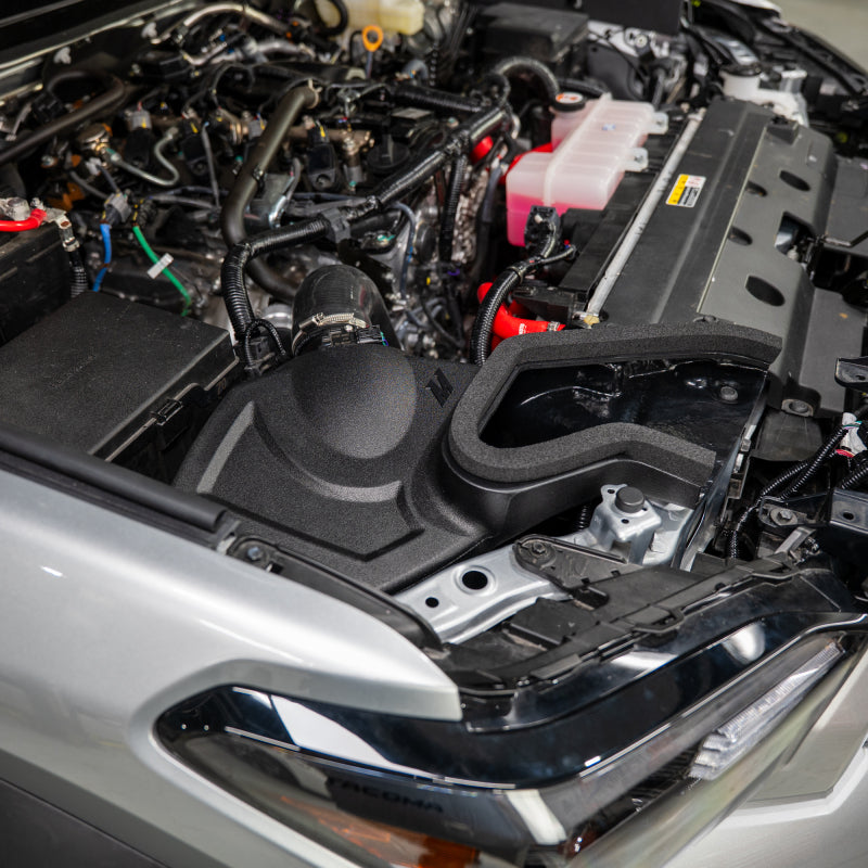 Mishimoto Mishimoto 2024+ Toyota Tacoma Performance Air Intake - Oiled