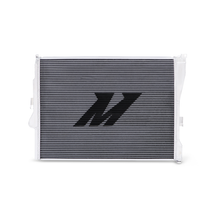 Load image into Gallery viewer, Mishimoto Mishimoto 99-06 BMW 323i/323i/328i/330i Performance Aluminum Radiator