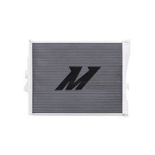 Load image into Gallery viewer, Mishimoto Mishimoto 99-06 BMW 323i/323i/328i/330i w/ Auto Transmission Performance Aluminum Radiator