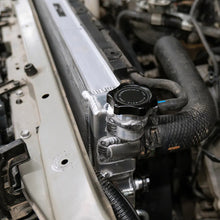 Load image into Gallery viewer, Mishimoto Mishimoto High-Pressure 1.3 Bar Radiator Cap Small Non-Directional