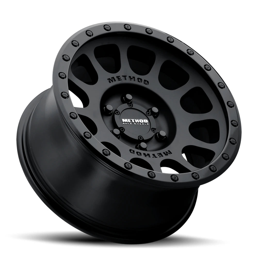 Method MR305890871018 MR305 NV Wheel – 18x9, 18 mm Offset, 8x170, Matte Black with Gloss Black Lip, Detail View 4